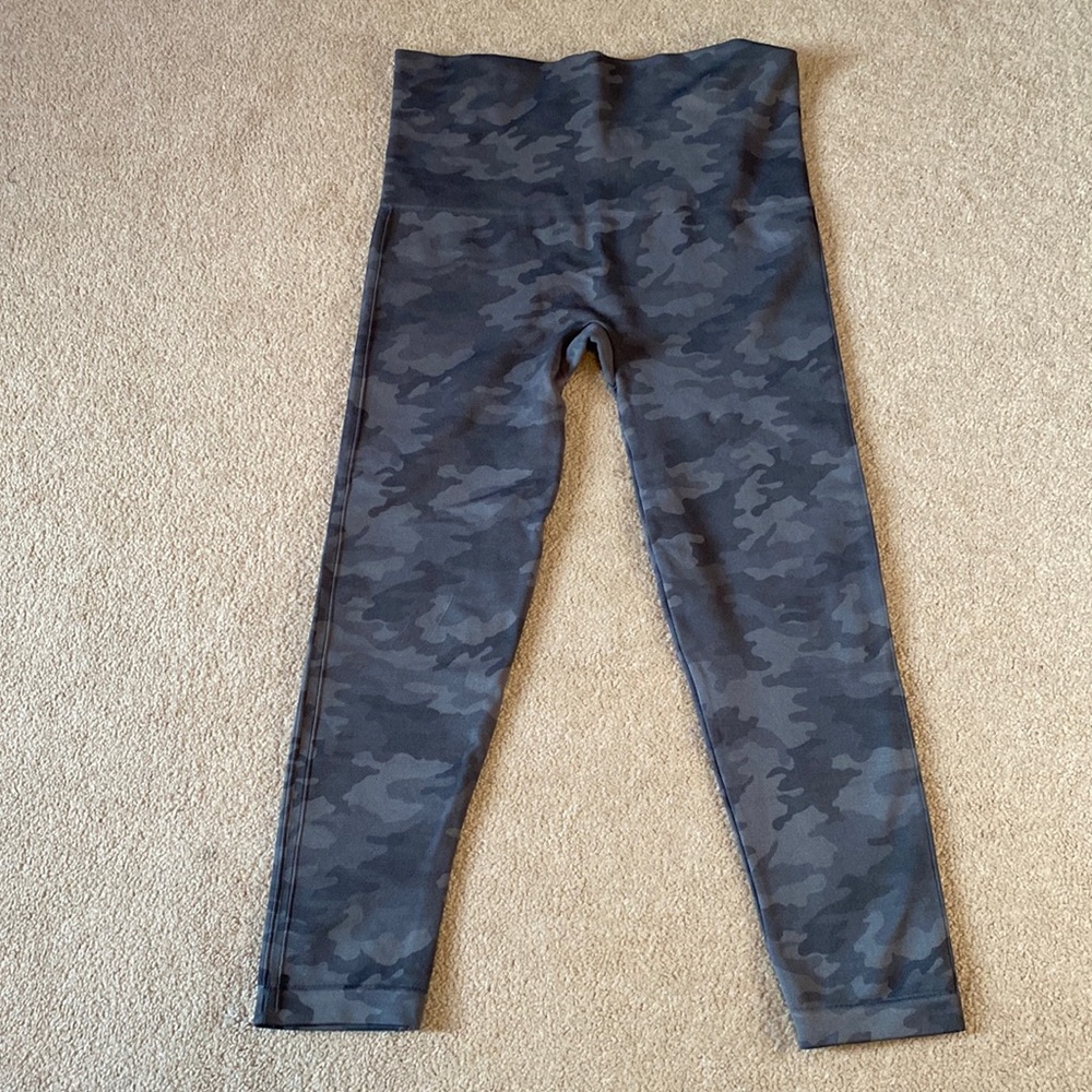 SPANX camouflage leggings